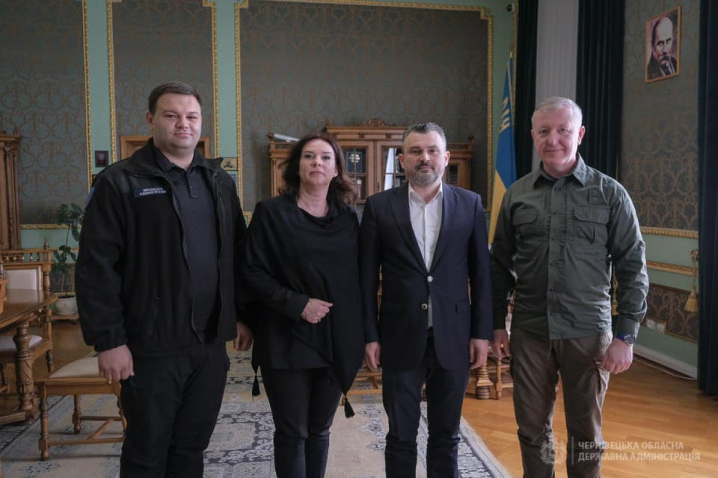 У День Європи Буковину із дружнім візитом відвідали представники Уряду Румунії