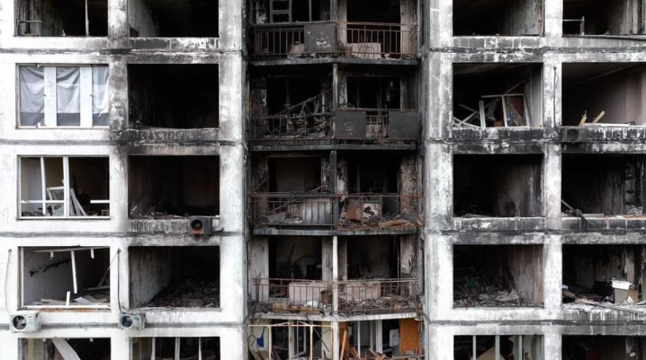 У Києві виділяють кошти для відбудови будівель, які постраждали від обстрілів