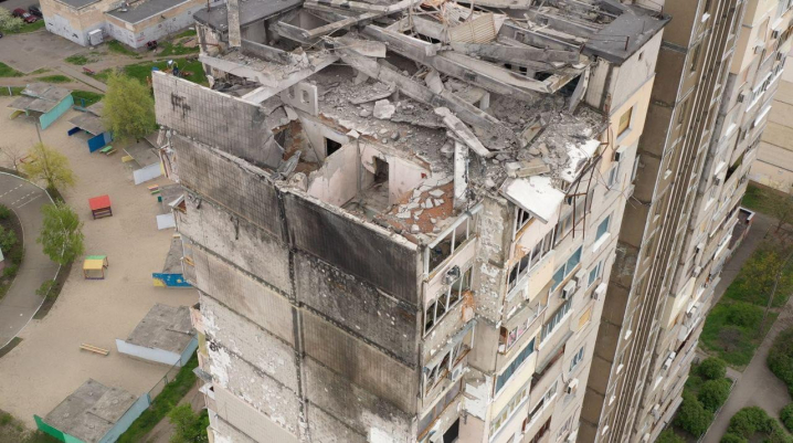 У Києві виділяють кошти для відбудови будівель, які постраждали від обстрілів
