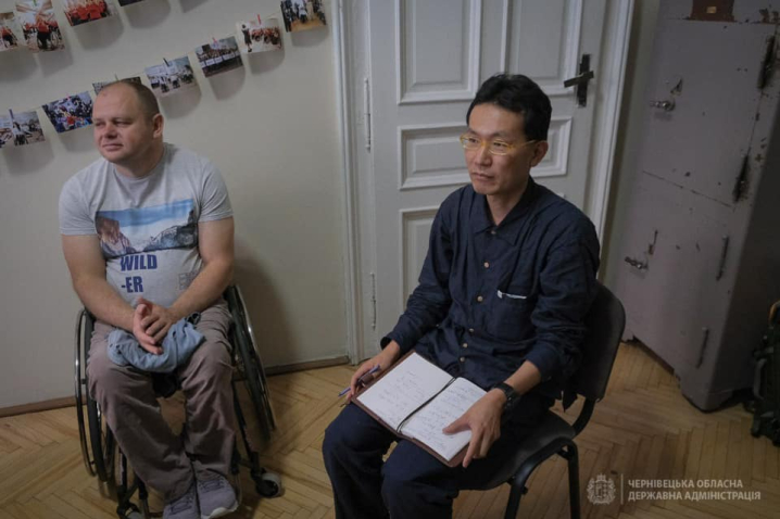 На Буковині облаштують кімнату для осіб з інвалідністю На Буковині облаштують кімнату для осіб з інвалідністю