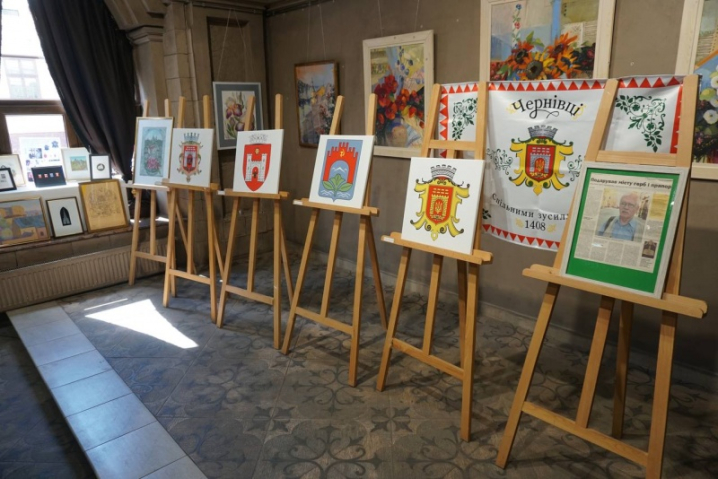 У Чернівцях відбулась виставка "Художник і місто" Ореста Криворучка