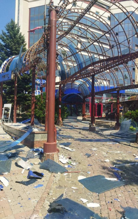 У Донецьку влучили в "адміністрацію" ватажка "ДНР" Пушиліна У Донецьку влучили в "адміністрацію" ватажка "ДНР" Пушиліна