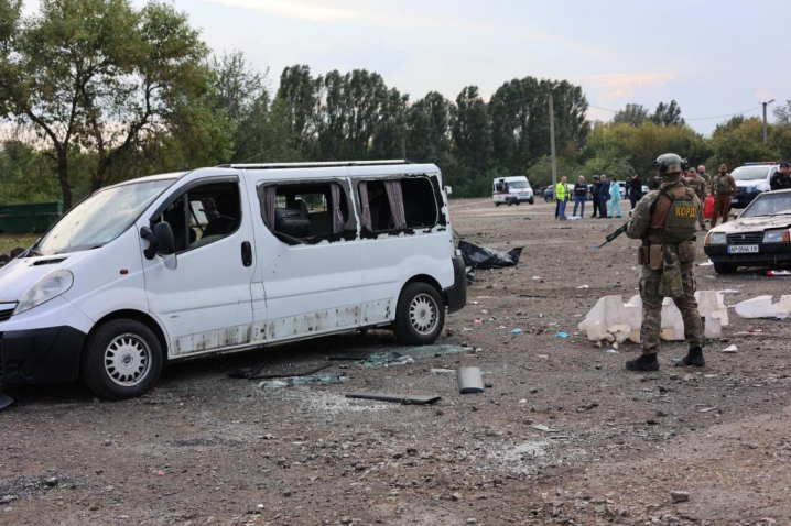 Окупанти обстріляли колону цивільних у Запоріжжі: загинули 30 осіб, ще 88 поранені