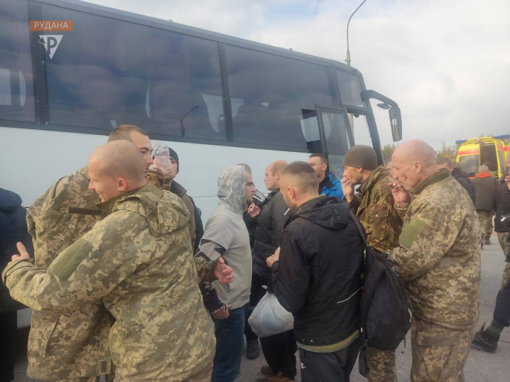 Із полону повернули ще 52-ох українських захисників