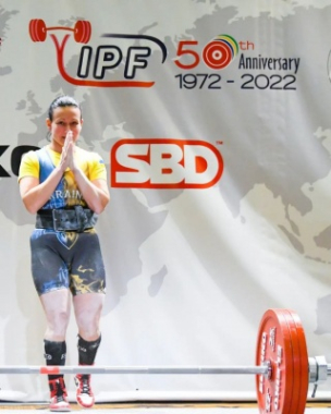 Буковинка Наталія Жуковська стала чемпіонкою світу з паверліфтингу