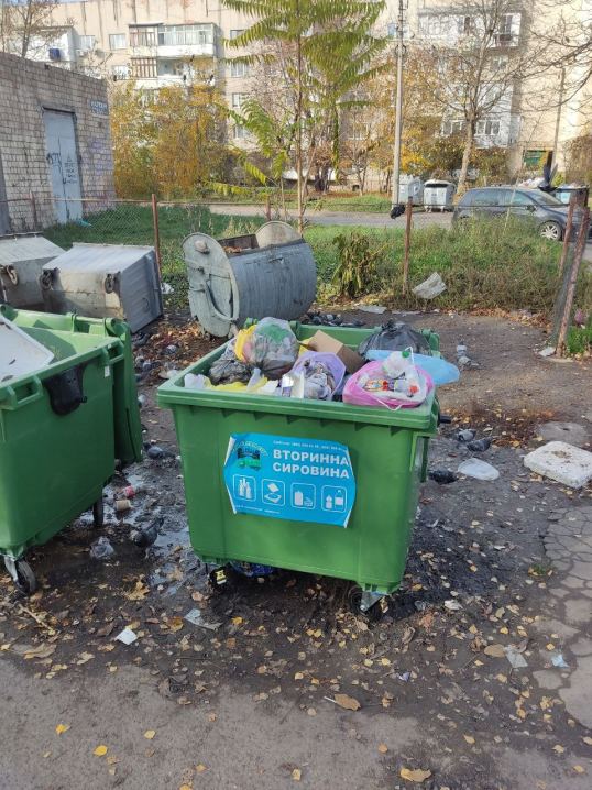 Проблеми зі сміттям у Чернівцях: міськрада звинувачує "Альтфатер"
