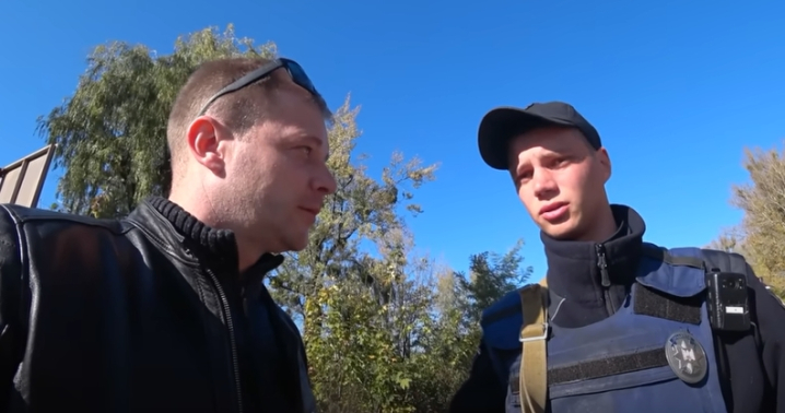 Свавілля чернівецьких патрульних: ви водій та ще й військовий, тоді у вас немає жодних прав Свавілля чернівецьких патрульних: ви водій та ще й військовий, тоді у вас немає жодних прав