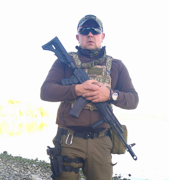 Боронять Україну: четверо захисників з Буковини отримали нагороди