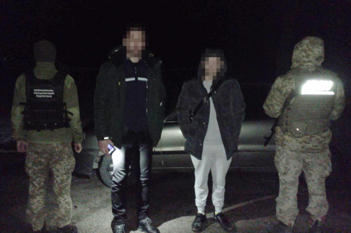 На Буковині затримали 13 чоловіків, які намагались потрапити за кордон