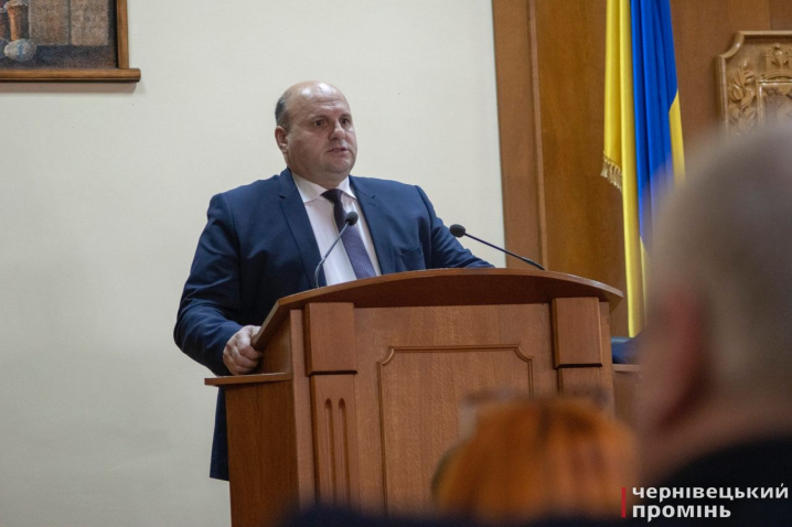 Сесія облради: сперечались про майбутнє УПЦ МП на Буковині (фоторепортаж)