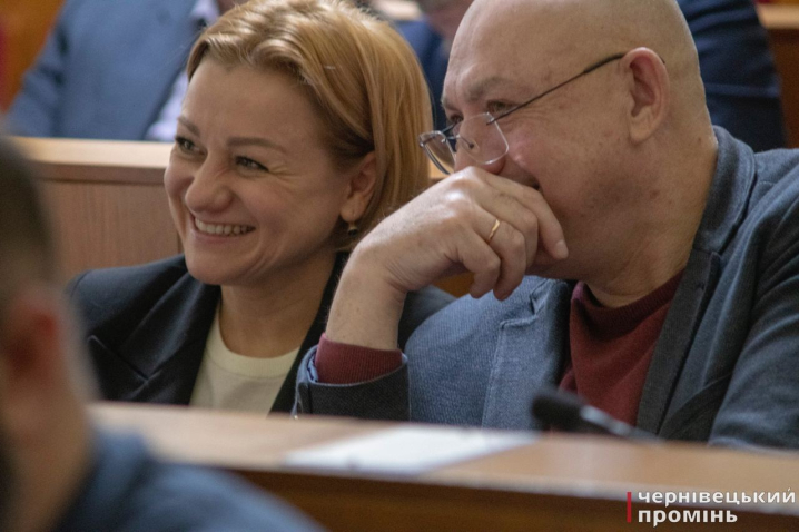 Сесія облради: сперечались про майбутнє УПЦ МП на Буковині (фоторепортаж)