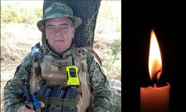 Чернівецька область попрощалася з двома героями, які загинули в бою з росіянами Чернівецька область попрощалася з двома героями, які загинули в бою з росіянами