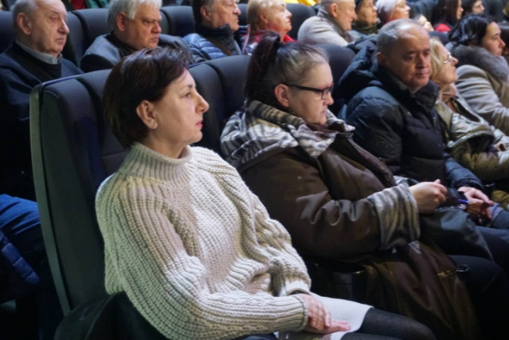 У Чернівцях прем’єра фільму про мера Траяна Поповича зібрала заповнений кінозал У Чернівцях прем’єра фільму про мера Траяна Поповича зібрала заповнений кінозал