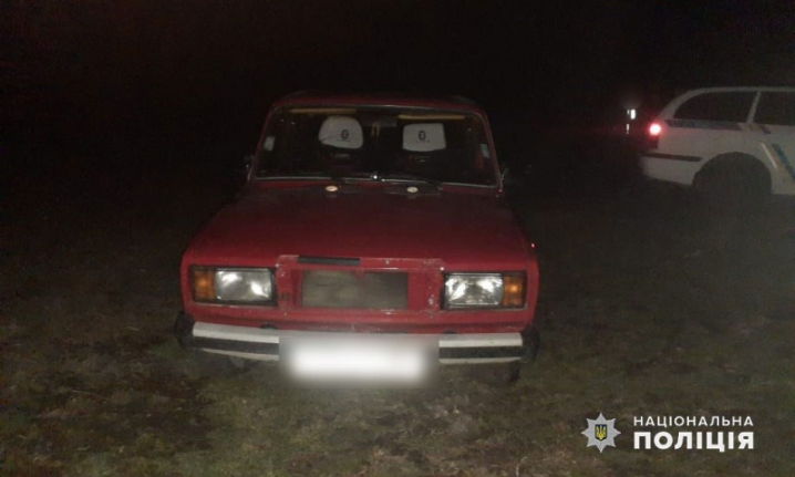 Викрав "жигулі": на Буковині поліцейські віднайшли та затримали 21-річного крадія