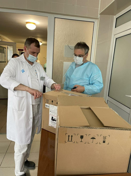 Чернівецький пологовий будинок отримав обладнання для новонароджених пацієнтів