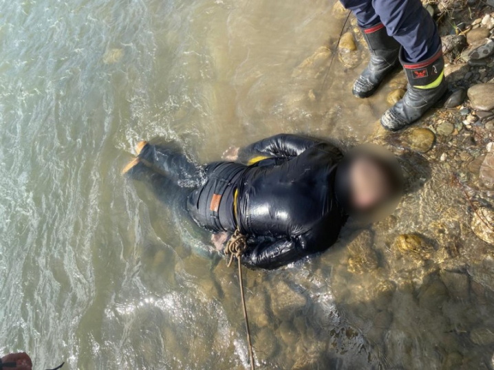 У Тисі при спробі перетнути кордон потонув 23-річний хлопець з Буковини