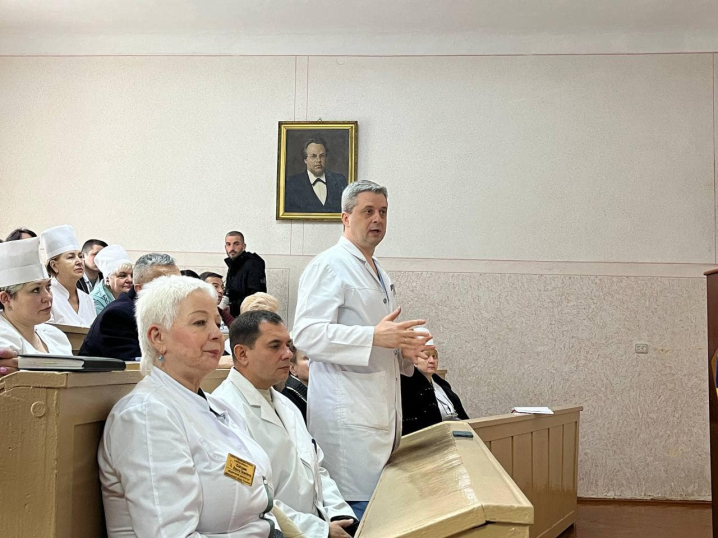 Дмитро Разумков відвідав Чернівецьку обласну лікарню