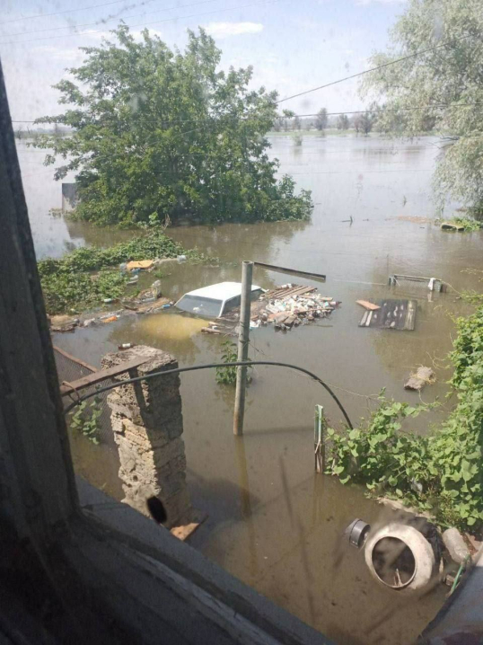 У Новій Каховці вода піднялася на 11 метрів, із регіону евакуювали 1300 людей