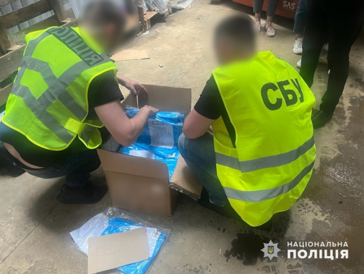 На Буковині у продажі гуманітарної допомоги підозрюють керівника благодійної організації 