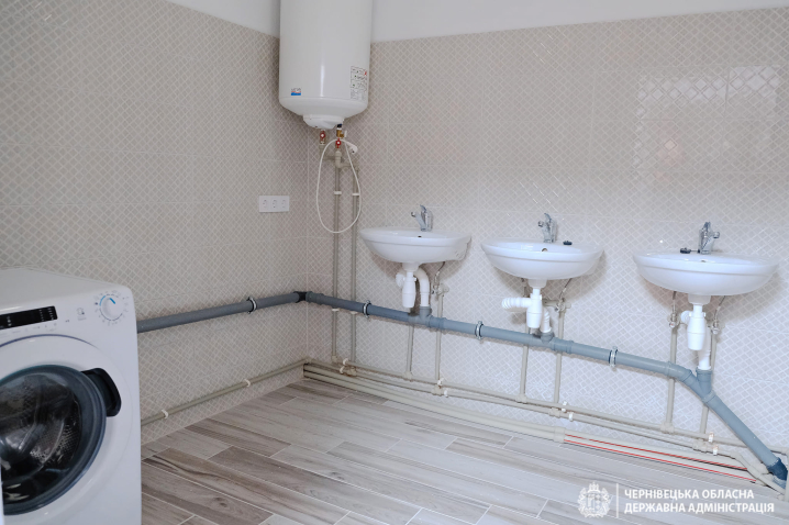 У селах Хотинської громади зробили прихистки для ВПО