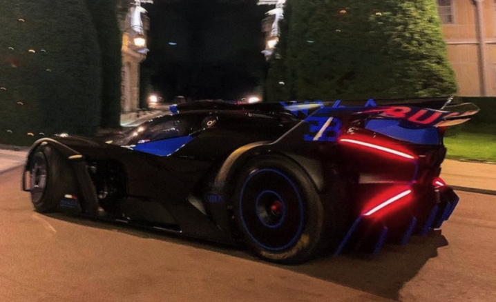 Михайло Романенко з Чернівців став власником надшвидкісного Bugatti Bolide за $4,6 мільйона
