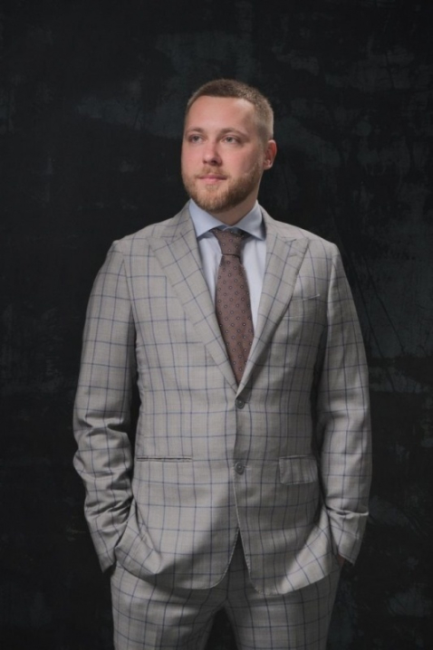 Михайло Романенко з Чернівців став власником надшвидкісного Bugatti Bolide за $4,6 мільйона Михайло Романенко з Чернівців став власником надшвидкісного Bugatti Bolide за $4,6 мільйона