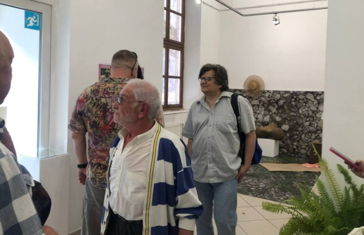 У Чернівцях відкрили інсталяцію відомого фотохудожника Броніслава Тутельмана У Чернівцях відкрили інсталяцію відомого фотохудожника Броніслава Тутельмана