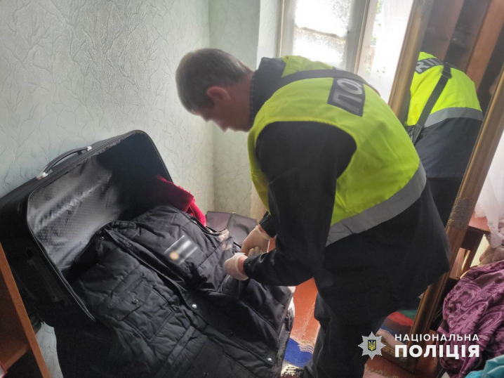 На Буковині викрили онлайн-магазин, де продавали неіснуючий товар На Буковині викрили онлайн-магазин, де продавали неіснуючий товар