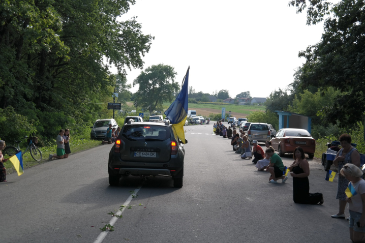 У Романківцях попрощались із загиблим захисником України Анатолієм Буханцем