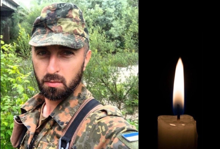 Буковина прощається з двома воїнами, які загинули на війні з росіянами