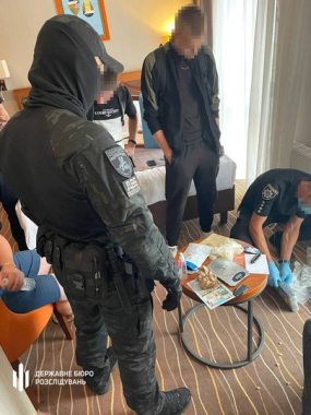 У Львові затримали екс-поліцейського з трьома кілограмами кокаїну з Еквадору