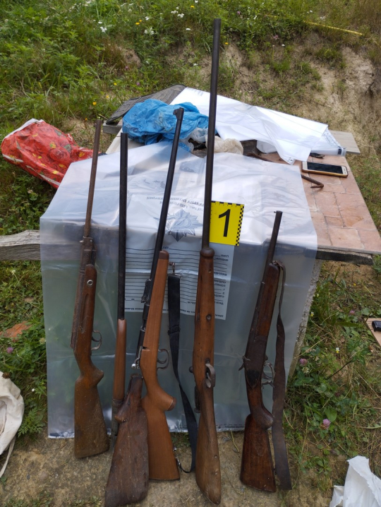 На Львівщині та Закарпатті викрито схему продажу викраденого на фронті озброєння На Львівщині та Закарпатті викрито схему продажу викраденого на фронті озброєння