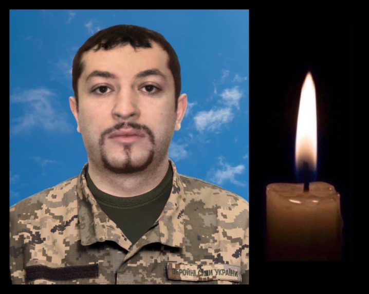 Буковина проводить в останню дорогу чотирьох Героїв, які віддали життя за Україну Буковина проводить в останню дорогу чотирьох Героїв, які віддали життя за Україну