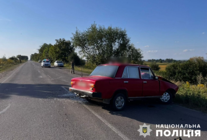В Остриці внаслідок ДТП загинув один з водіїв, пасажир зазнав травм
