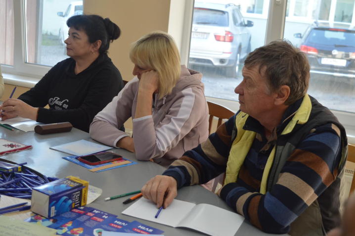  У Чернівцях розпочав роботу освітній хаб із вивчення української мови