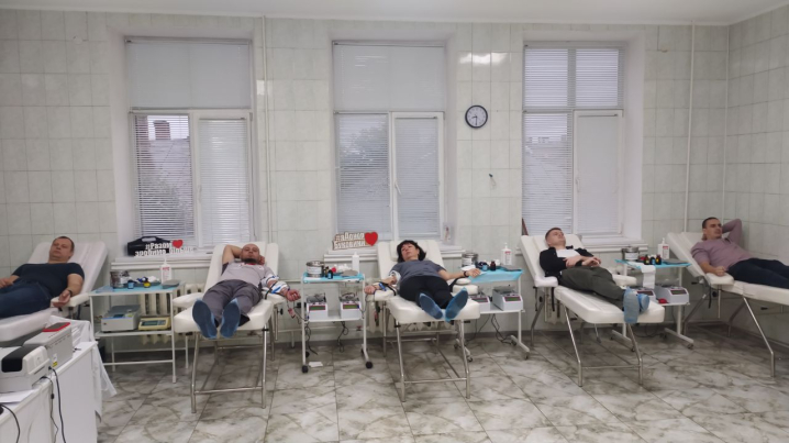 Працівники Чернівціобленерго здали кров для потреб пацієнтів лікарень Працівники Чернівціобленерго здали кров для потреб пацієнтів лікарень