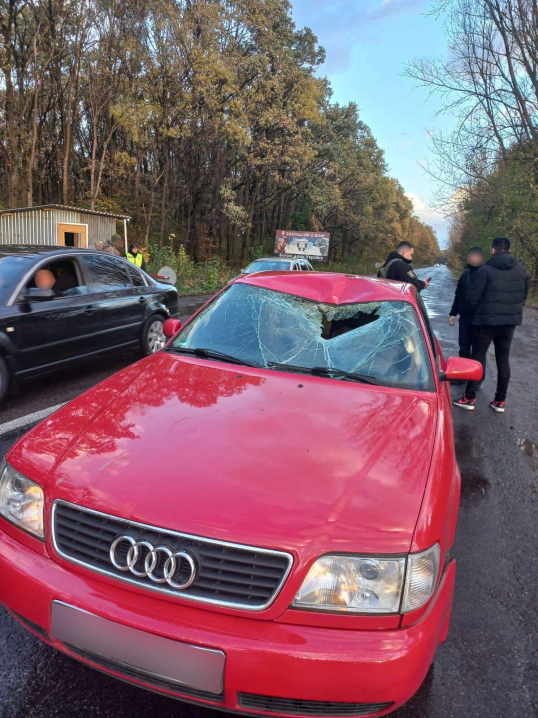 На Закарпатті водій збив прикордонника на блокпосту: потерпілий важкопоранений