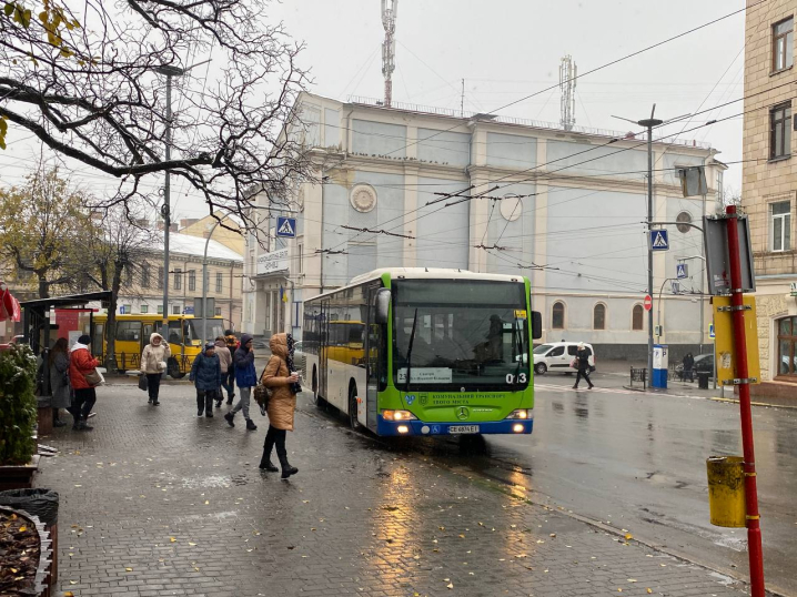 У Чернівцях випав перший сніг