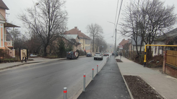 У Чернівцях після капітального ремонту відновили рух вулицею Щербанюка