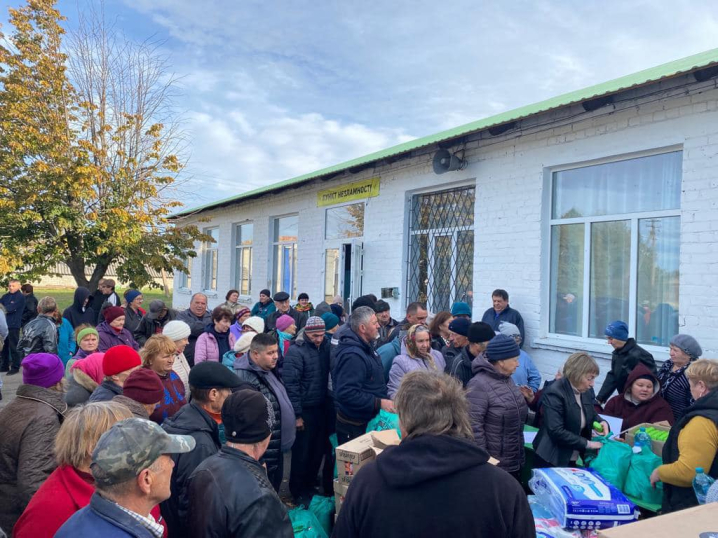 Понад 5 тонн гумвантажу доправили у Запорізьку область з Кам’янської громади