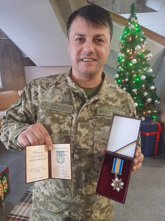 Зеленський нагородив воїна з Буковини орденом «За мужність» ІІІ ступеня