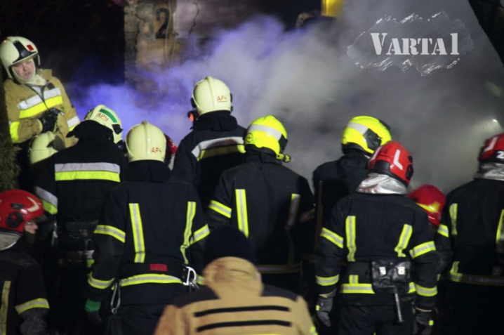 У Львові від вибуху у приватному будинку загинуло троє людей (фото) У Львові від вибуху у приватному будинку загинуло троє людей (фото)