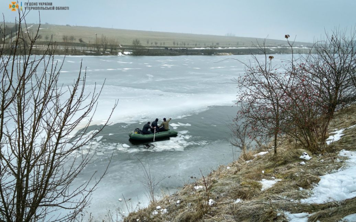 На Тернопільщині троє підлітків провалилися під кригу та втопилися