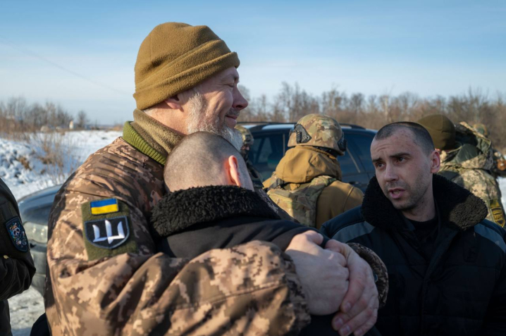 Наші - вдома: Україна повернула з полону понад 200 військових