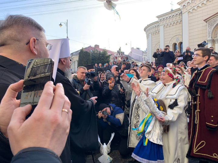 Митрополит Епіфаній прибув до Чернівців представляти керівника Чернівецько-Буковинської єпархії