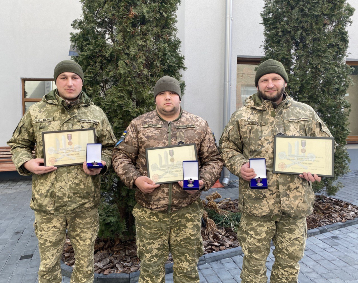 У Чернівцях 68 працівників ТЦК отримали медалі «За поранення»