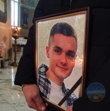 У Кострижівці за нез'ясованих обставин загинув молодий хлопець: його могли спалити живцем
