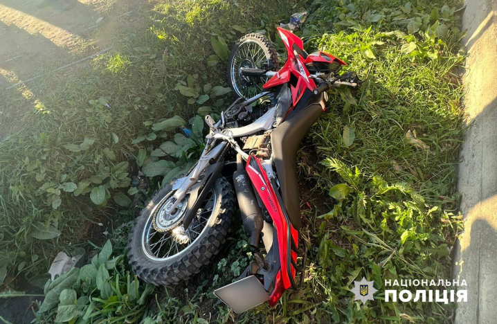 Вилетів на лобове скло: у Чернівцях судитимуть водія, який збив мотоцикліста