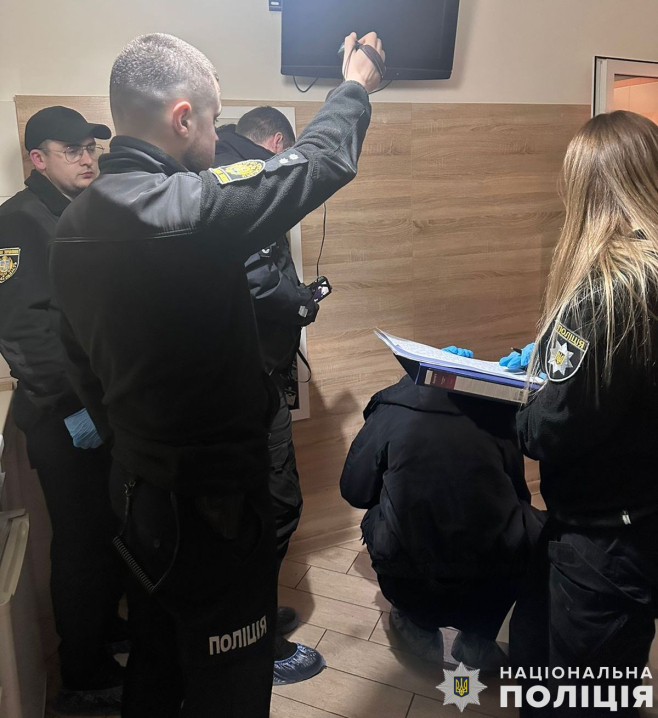 У Львові 29-річний чоловік побив та подушкою задушив 51-річну жінку