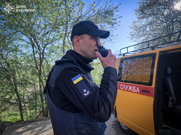 Підрив гранати у Чернівцях: з багатоповерхівки евакуювали 33 людей
